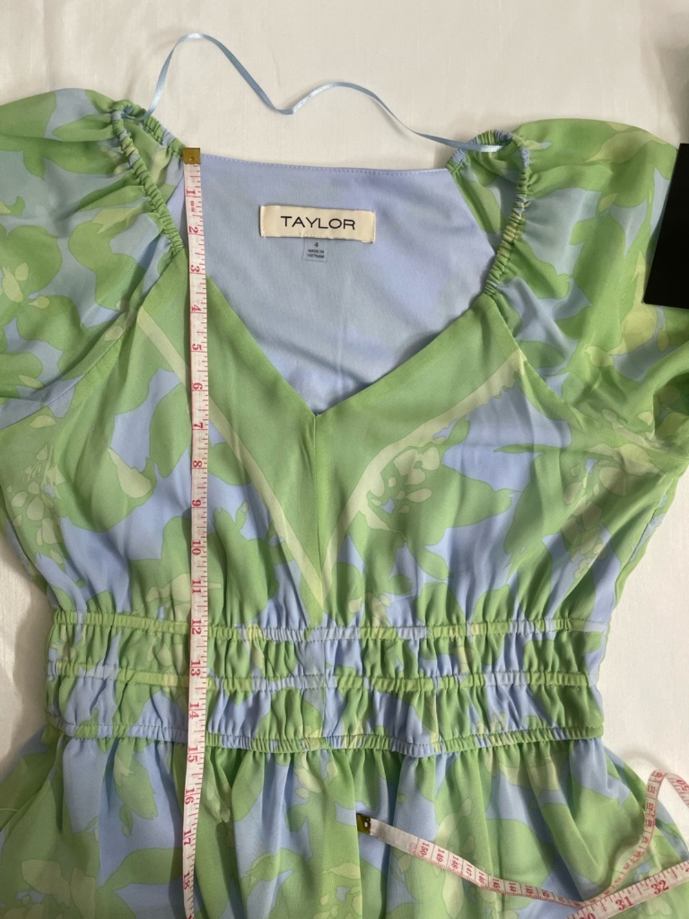 Taylor Chiffon Pastel Mint & Lilac Floral V-Neck Maxi Dress Long Sleeve Size 4 - Picture 10 of 14